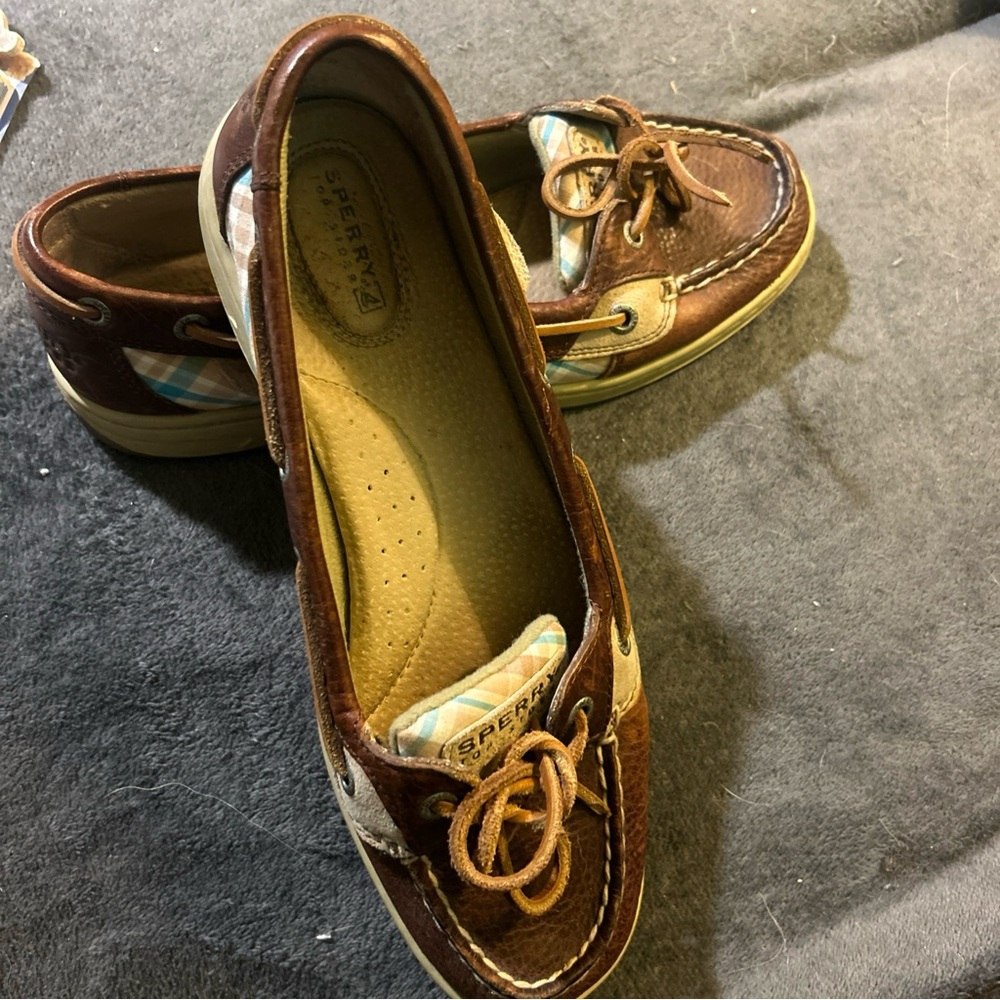 Sperrys - Picture 4 of 4